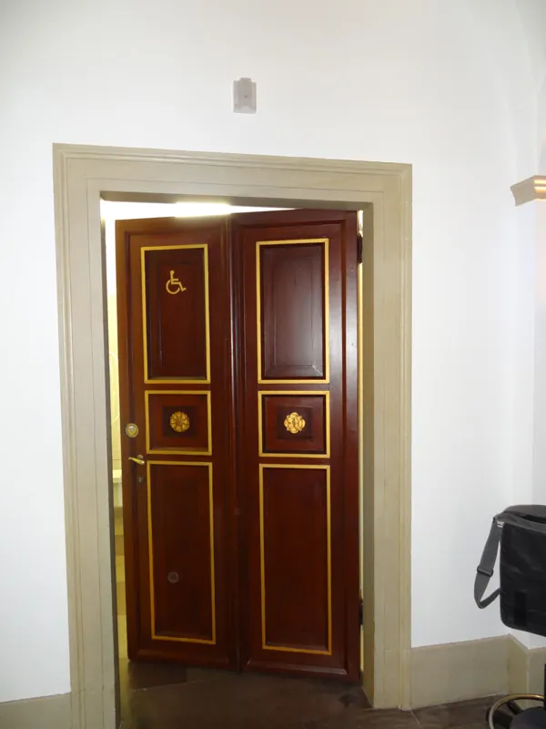 Paneeldeur in een woning